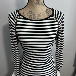 Cable & Gauge Black and White Striped Long Sleeve Top